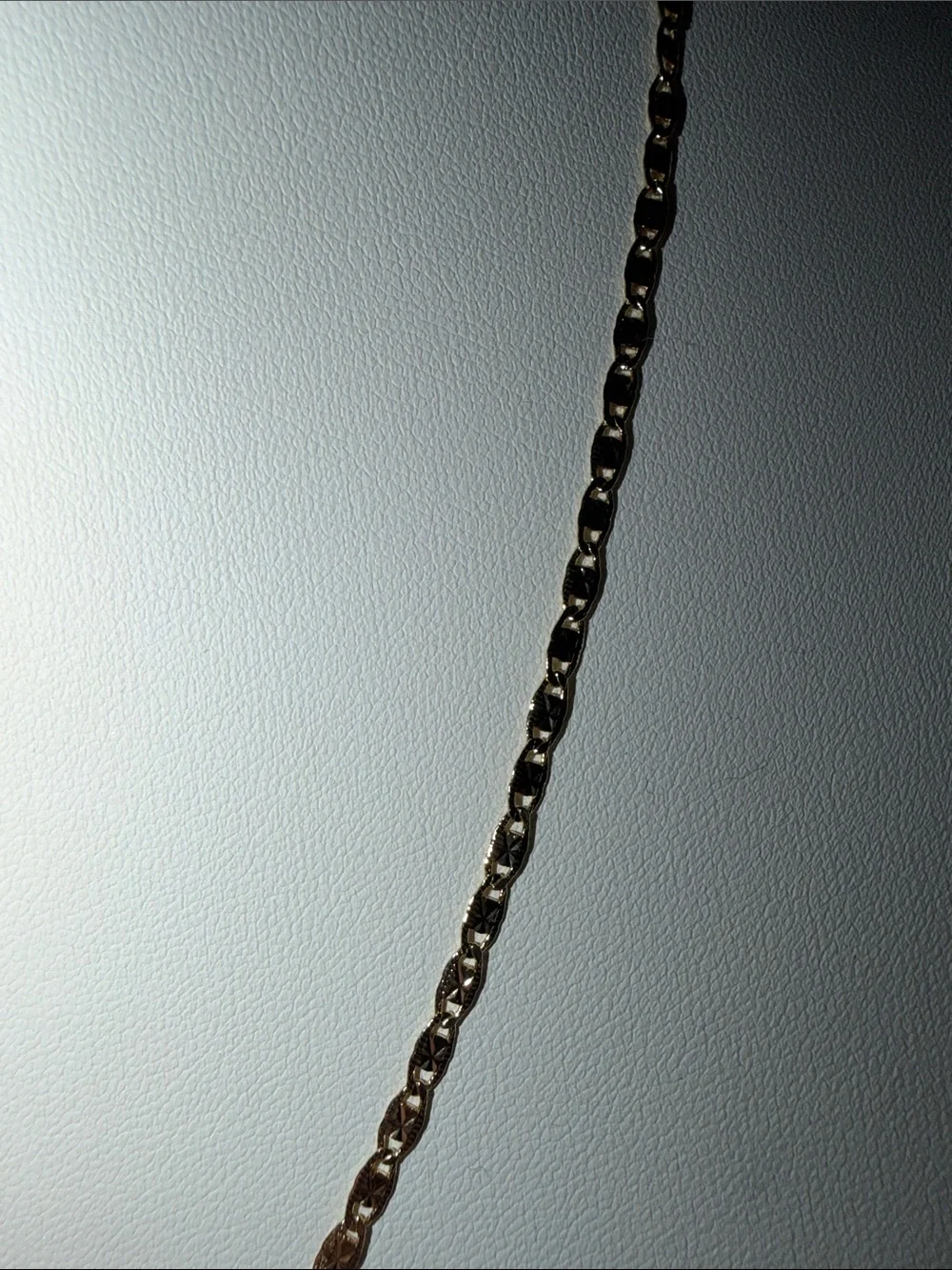 18K yellow gold-filled, diamond-cut Valentino chain necklace